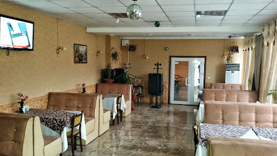 Продается работающее кафе в торговом центре на микрорайоне Солнечный Продается работающее кафе в торговом центре на микрорайоне Солнечный