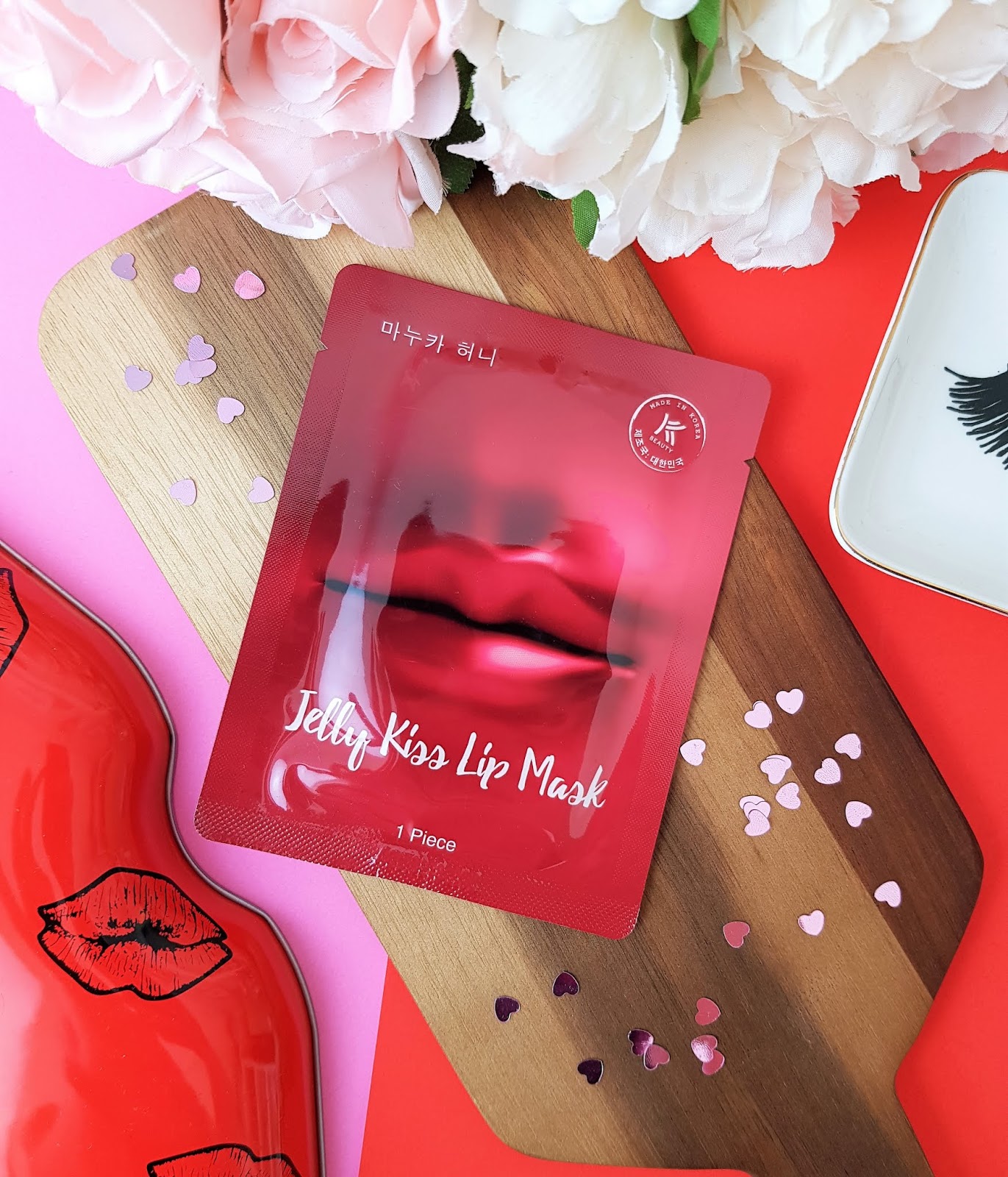 K-Beauty Jelly Kiss Lip Mask by AVON A photo of the K-Beauty Jelly Kiss Lip Mask by AVON