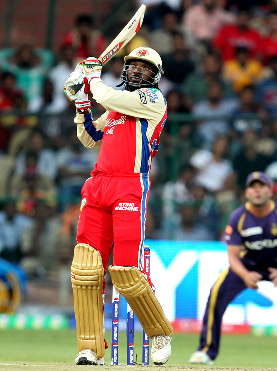 Chris Gayle 17 Sixes (85 runs) IPL 2013 Action Photos Fashion Photos