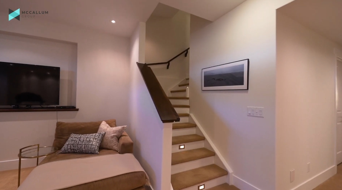 26 Interior Design Photos vs. 1903 26 Ave SW, Calgary, AB Home Tour