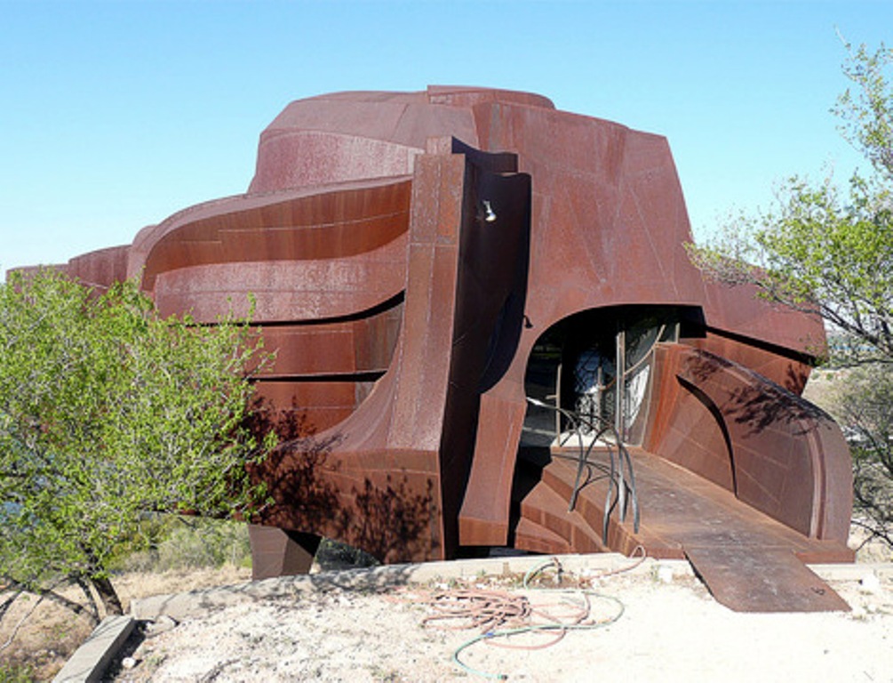 Guérissure de la forme Sculpture habitable de Robert Bruno Texas