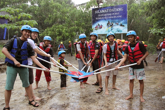 rafting , sungai elo