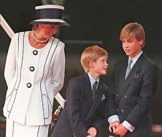  Prince William Wedding News: Prince William : Following in his mother's charitable footsteps
