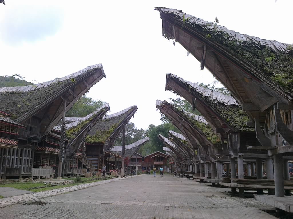 Life of An Ant: Wisata Kuburan ala Tana Toraja
