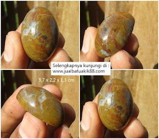 batu bacan panca warna