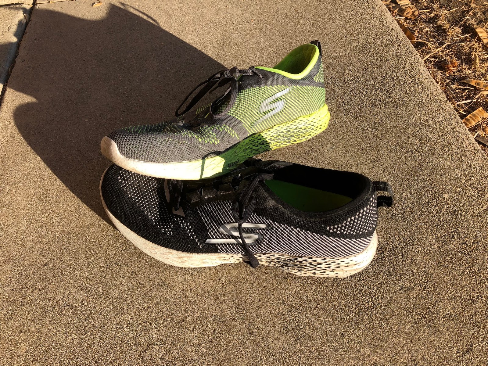 skechers gomeb razor 2