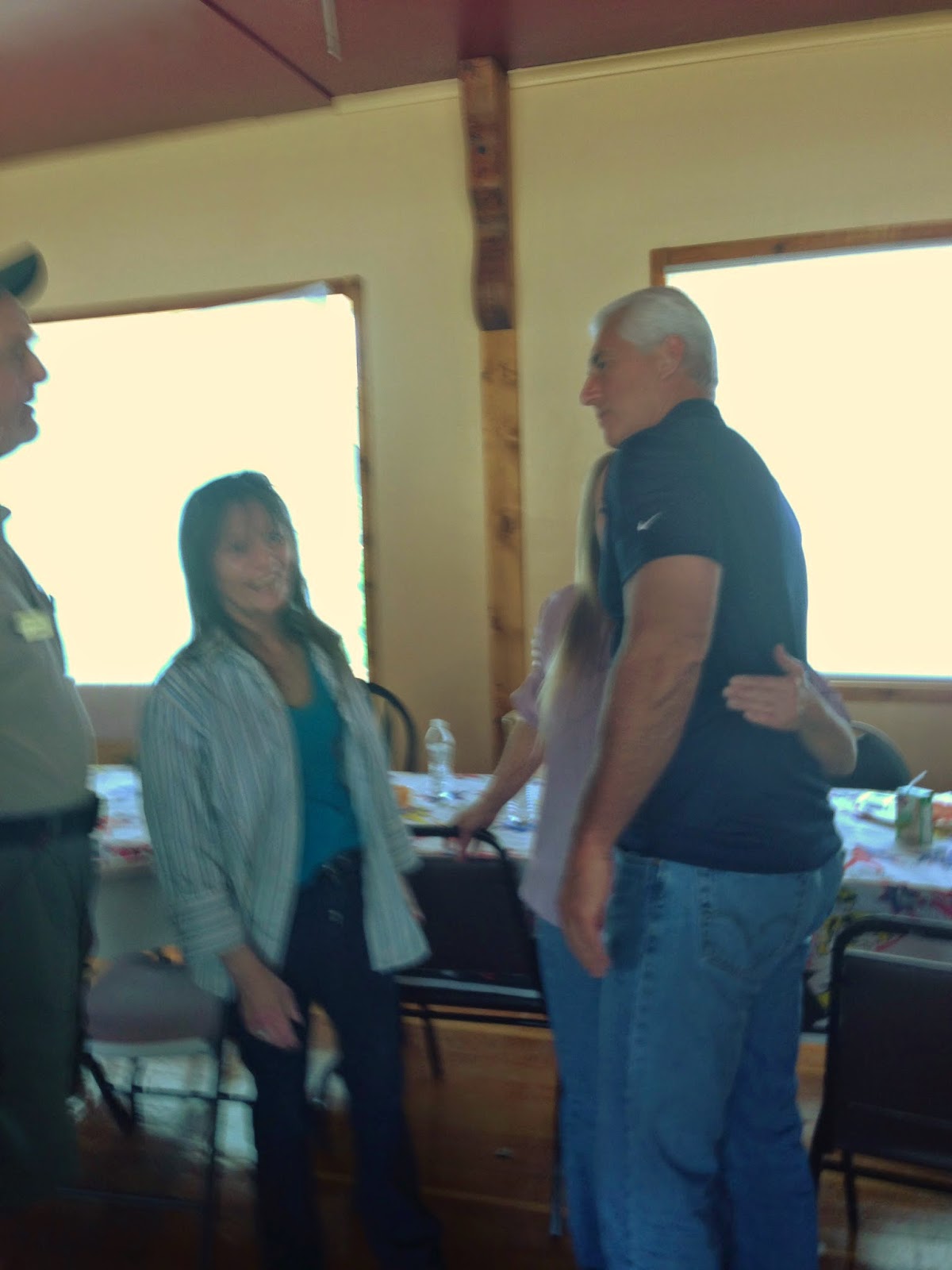 Washington Food Coalition News Senator Reichert Gets a Taste of Summer Meals in Entiat