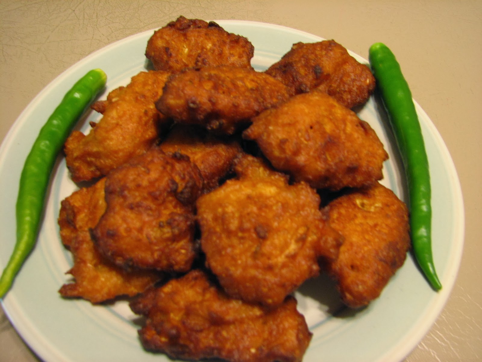 Delicious veggie dishes from all over the world CABBAGE PAKODA/ SPICY