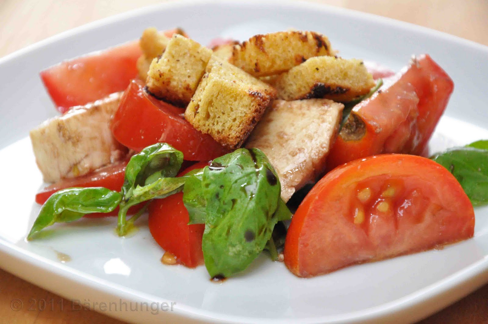 Tomaten Brot Salat Mit Pesto — Rezepte Suchen