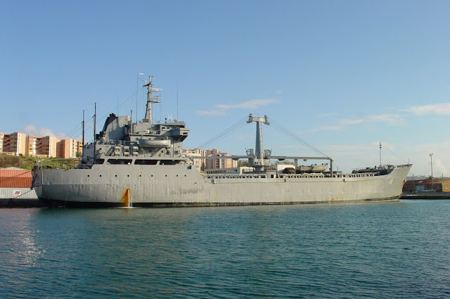 Defensa y Armas El buque ARA Bahía San Blas aprovisionó cinco bases y