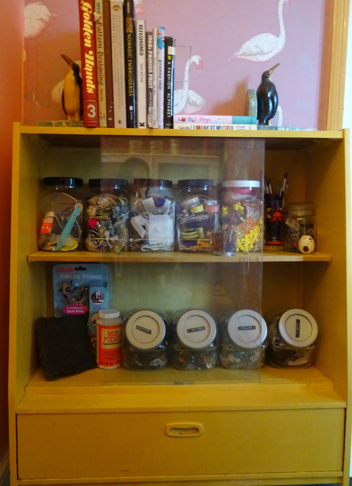 Vintage Vixen All Change! The Case of The Billy Bookcase