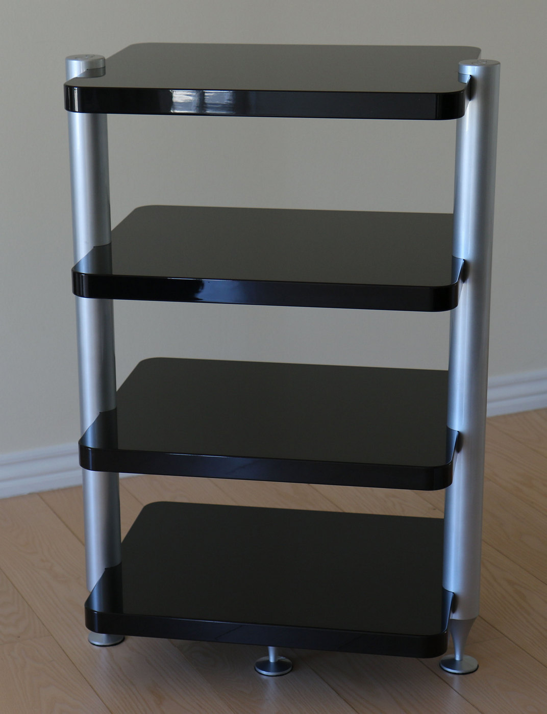 Wizard HighEnd Audio Blog Danish Audio Design 4level Audio Rack