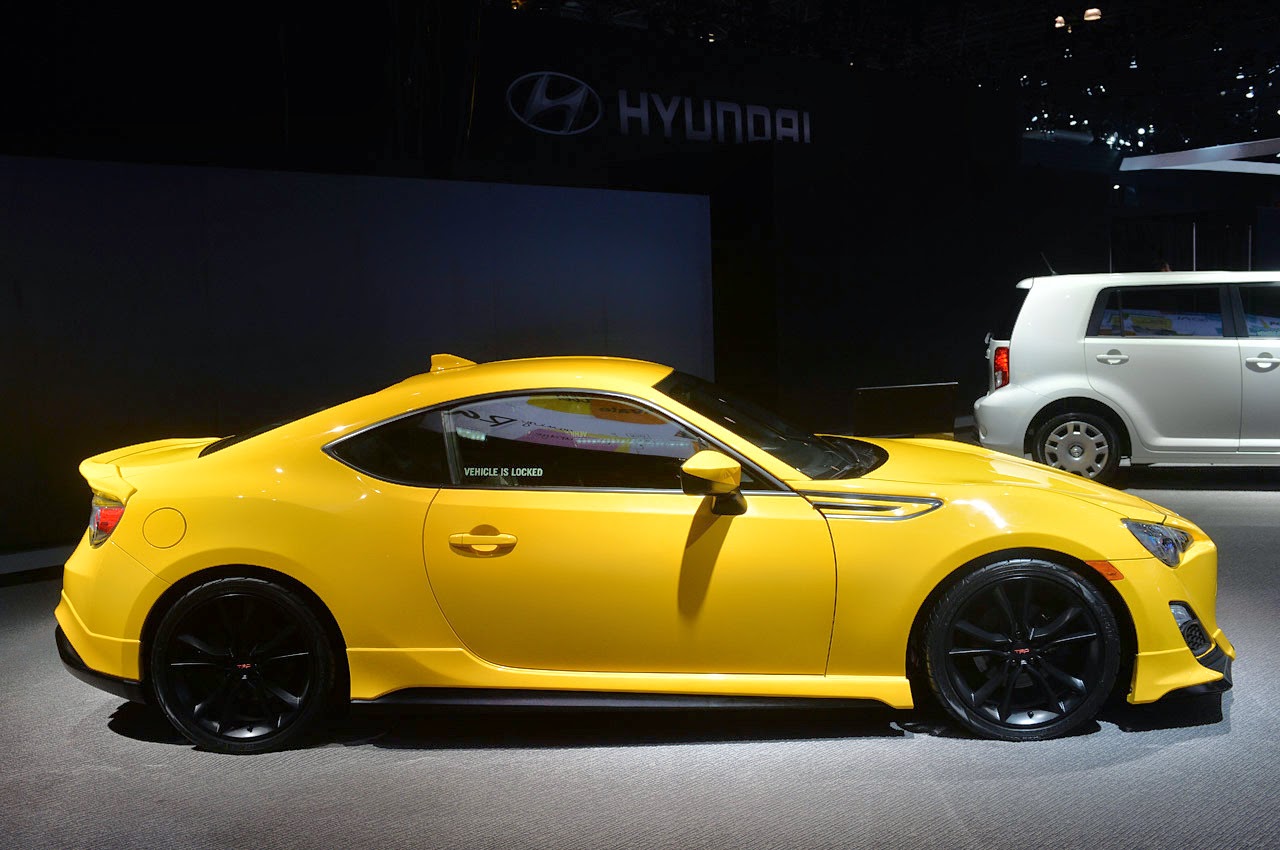 © Automotiveblogz: 2014 Scion FR-S Release Series 1.0: New York 2014 Photos