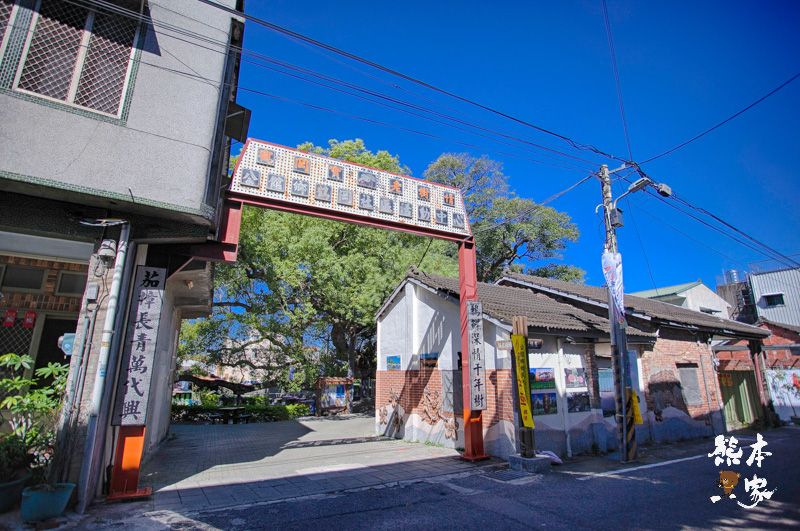 苗栗公館神木景點|鶴岡千年鶼鰈老樹|自流井~鶴岡村信仰中心