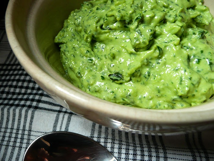 AAA ACCADEMIA AFFAMATI AFFANNATI Crema di pecorino con erbette.