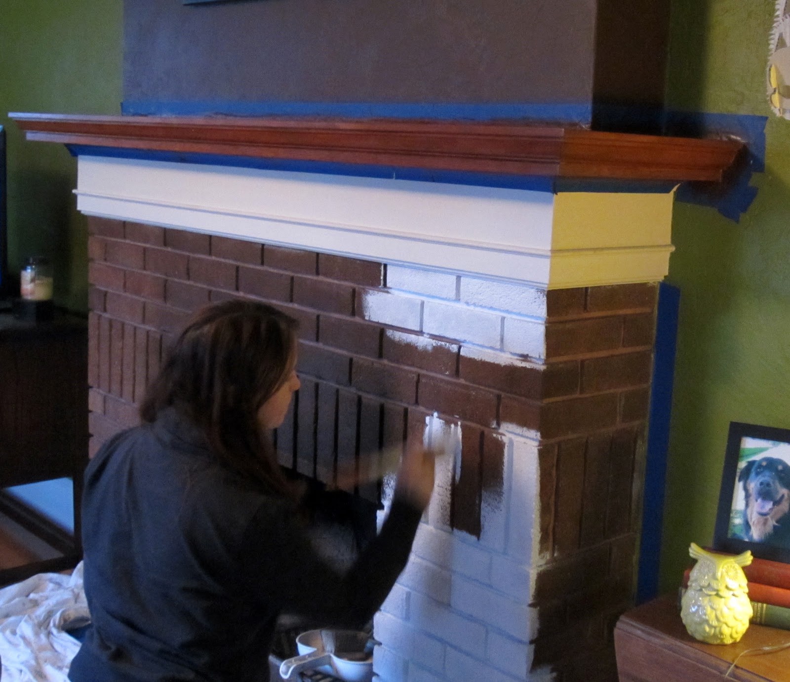 Castle And Mason Brick To Paint Or Not It Was Pretty Quick Work One Coat Of Primer On Saay Night Then Two Coats Bone White Acrinamel The Next Day Getting In Ortar Lines