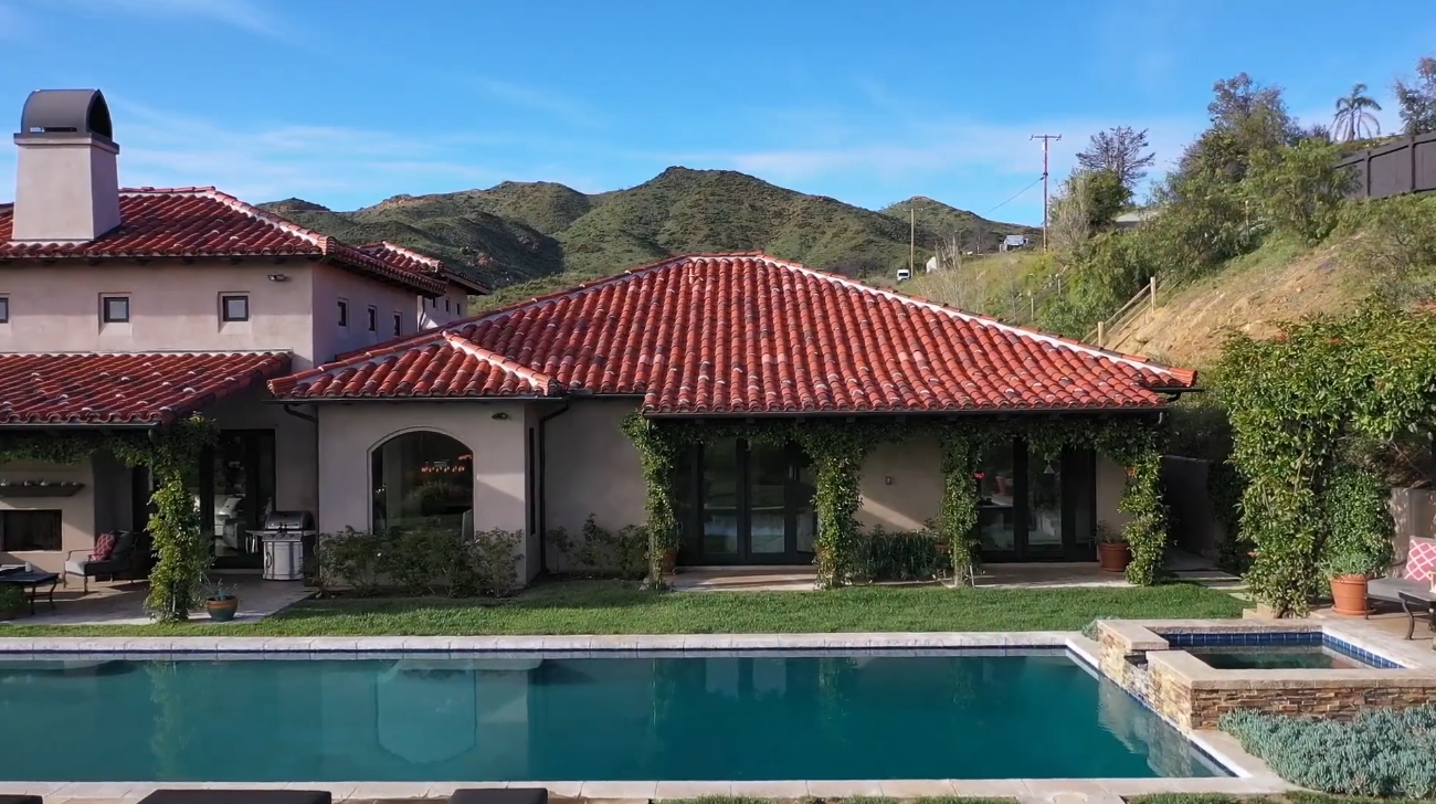 Home Interior Design Tour vs. 33383 Mulholland Highway | Malibu