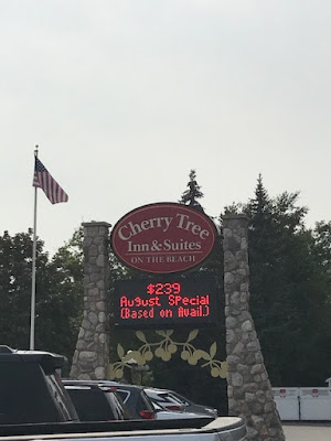 Cherry Tree Inn & Suites in Traverse City, MI Review