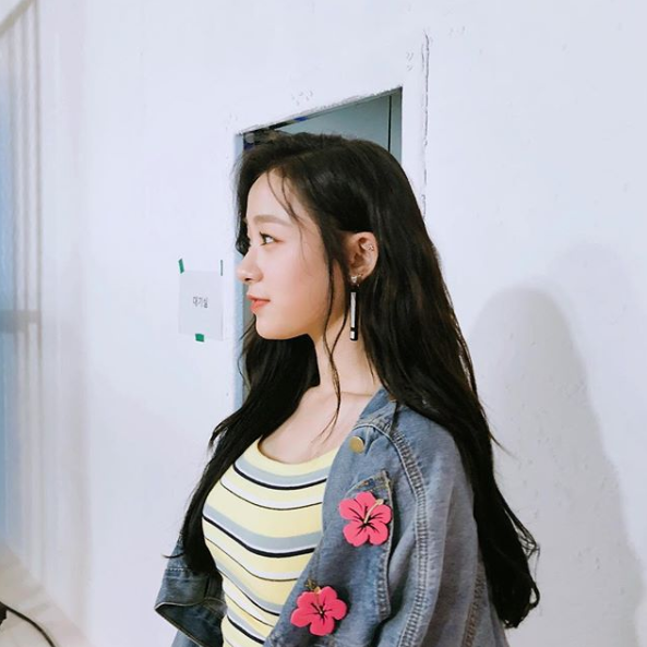 오늘자 에이프릴.insta | 인스티즈