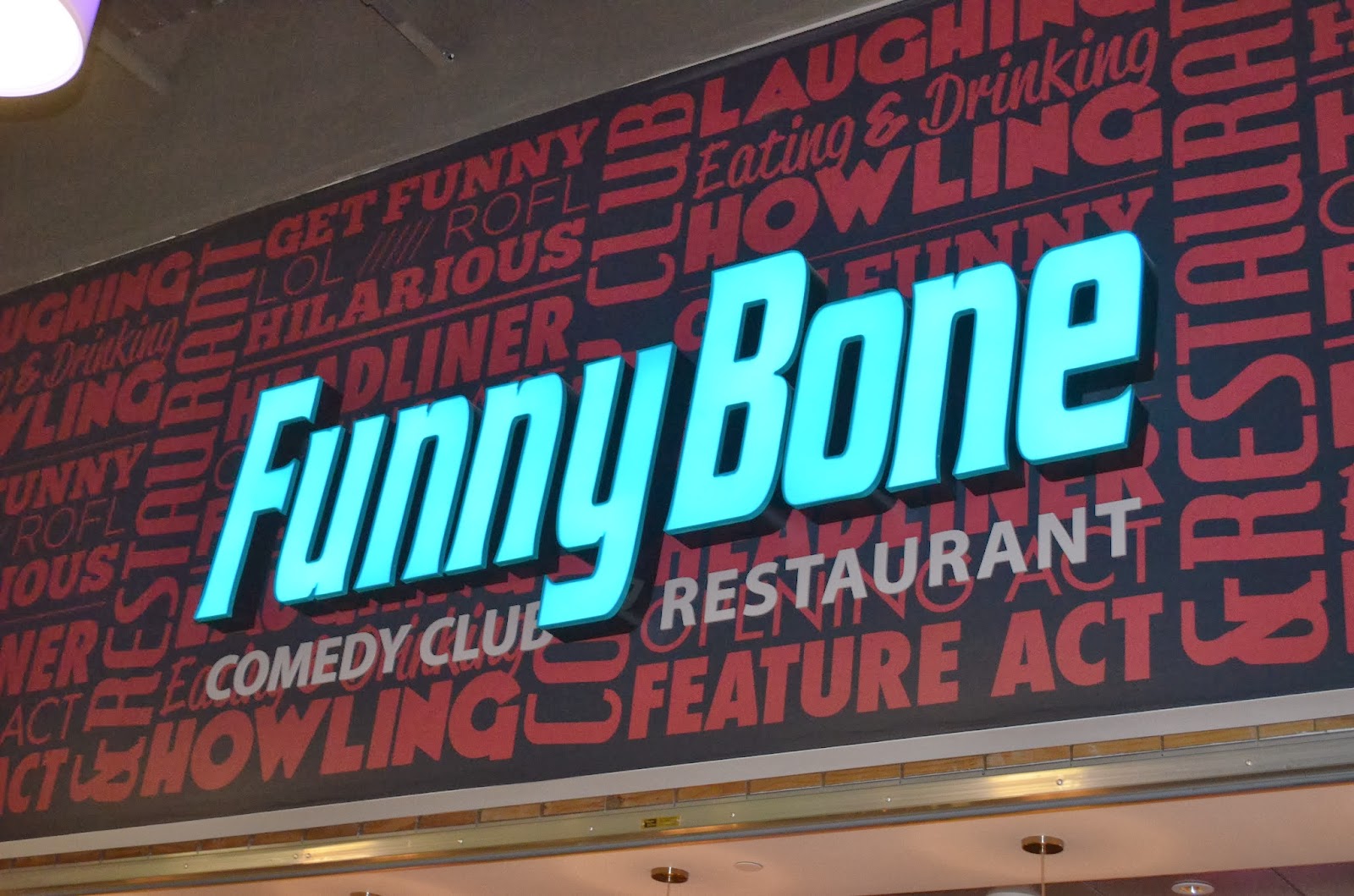 Wendy's trip log: Funny Bone Comedy Club, Syracuse NY