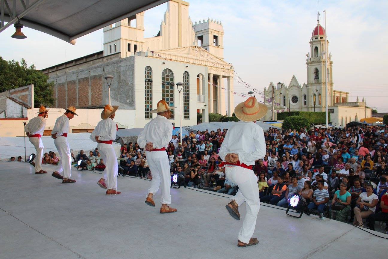 Diario El Volcán Danzaron en Zapotiltic