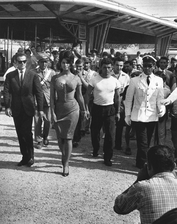 Rare Vintage Weekend Reading 17 Italian Films in the 1960s by John