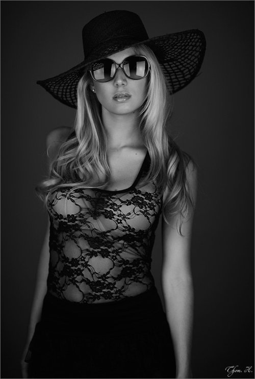 A bela fotografia em preto e branco com lindas modelos de Thom. H. Thom. H. 500px arte fotografia mulheres modelos fashion preto e branco