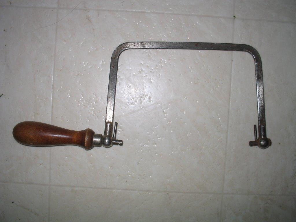 The Valley Woodworker Specialty saws, cutting curves