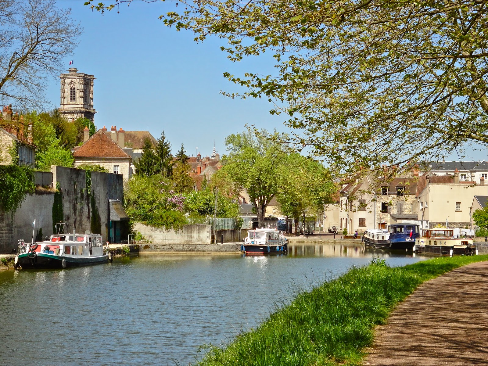 Rangali Adventures: Clamecy to Villiers-sur-Yonne