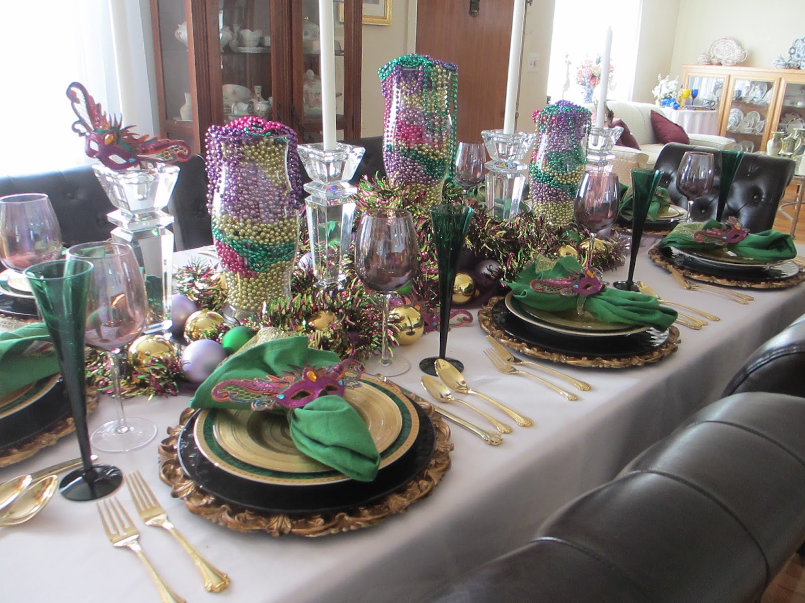mardi gras mask ornament