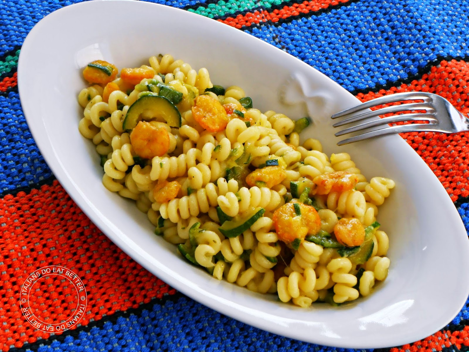 farfalle con zucchine e gamberi