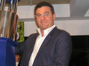 Flamengo negocia dívida de mais de R$ 4 milhões com empresários de futebol