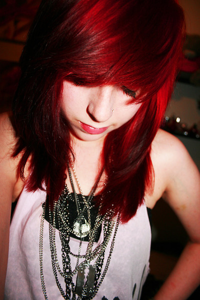 dark red hair dark red hair
