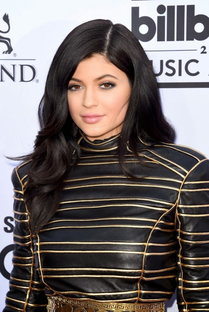 Kylie Jenner – 2015 Billboard Music Awards Red Carpet – Fashion Style