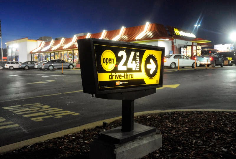 Fast Food Open 24 7 catwalktips