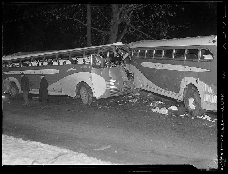 50 Impressive Vintage Photos of Car Accidents From Between the 1930s