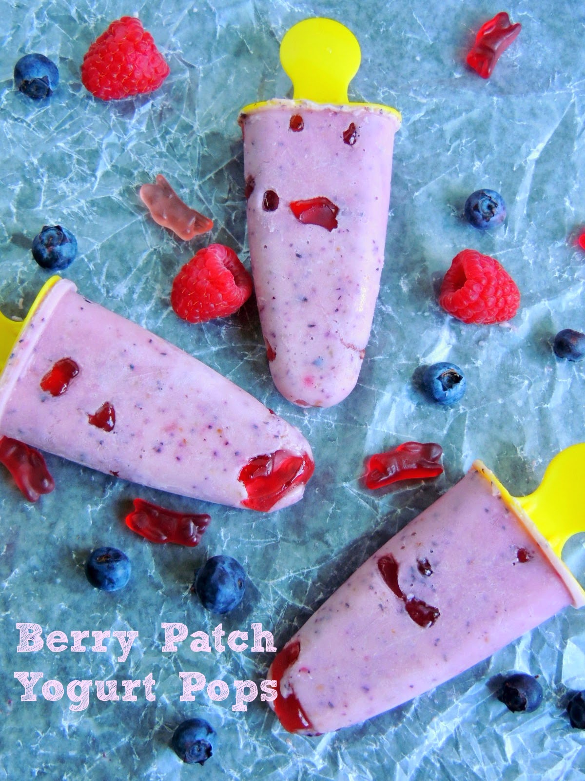 Forget those sugary popsicles this summer and make these super simple & healthy Berry Patch Yogurt Pops instead.