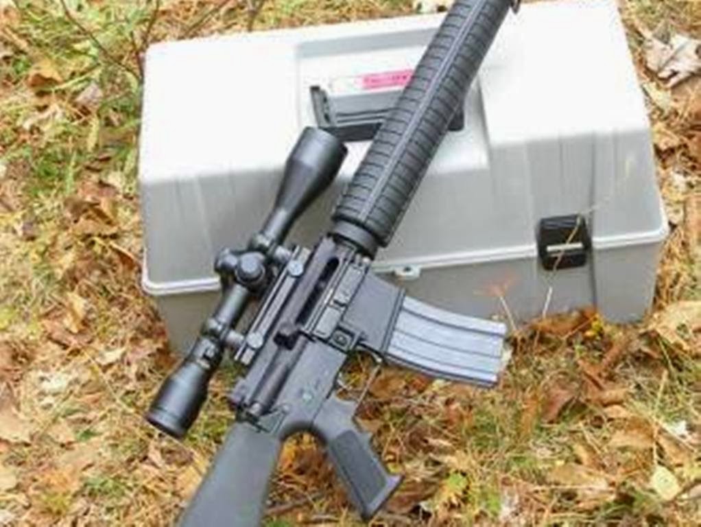 HD Wallpapers: M16 Gun Wallpaper