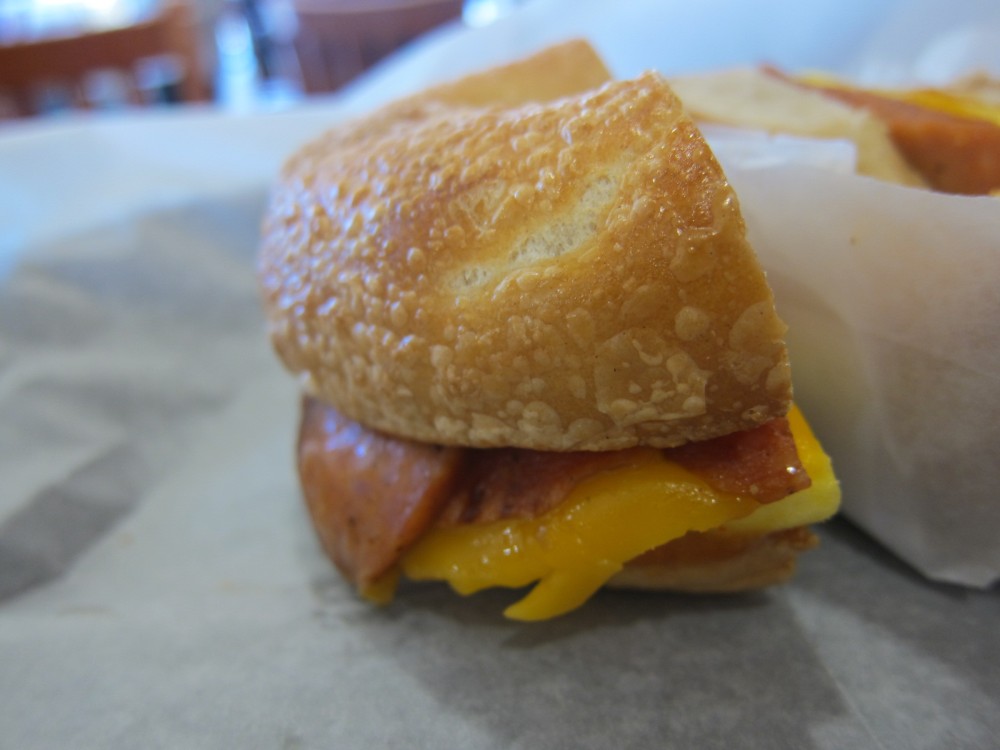 Review Bruegger's Bagels The Big Easy Breakfast Sandwich