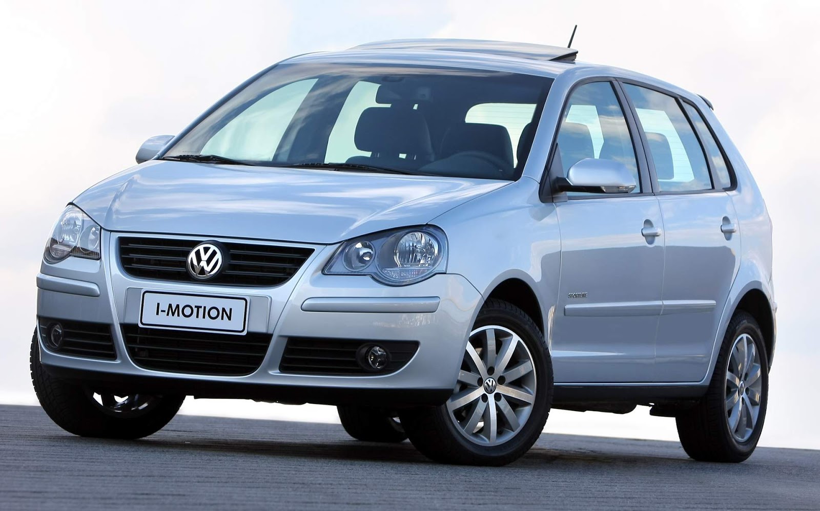 Volkswagen Polo I-Motion 2010: desempenho e ficha técnica