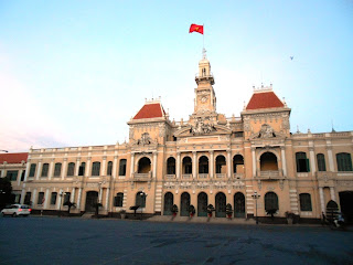 backpacking ke ho chi minh city backpacking ke ho chi minh city hall