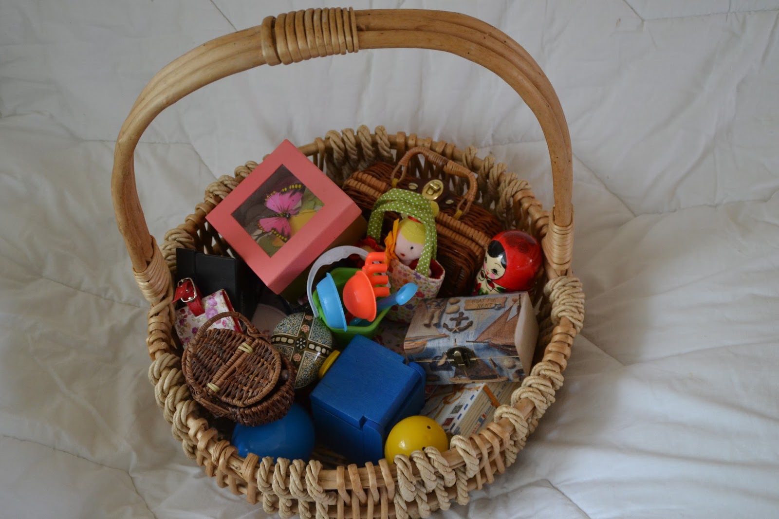 Exploring Creatively Together Treasure Baskets and Treasure Bottles