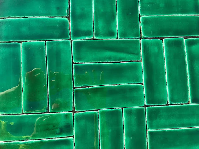azulejo manual verde cobre 15x5