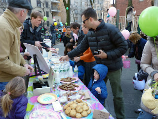 Photo snacks, by MK Metz. Easter Egg hunt Pierrepont Playground, Brooklyn 2013