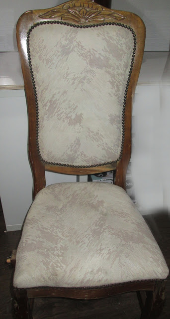 IMG 0022 - כסא נסיכה-קפיטונז'