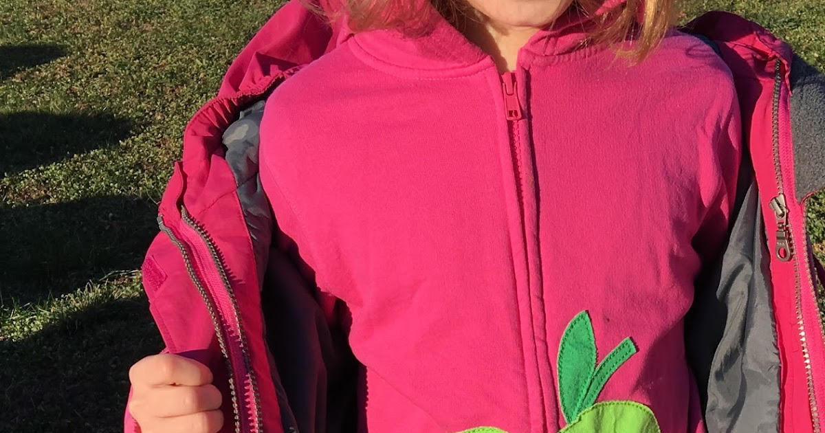 Art Room Blog: What Did Caroline Wear...