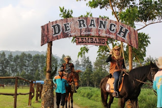 31 Tempat Wisata Keluarga di Bandung yang Cocok Dikunjungi Bersama Anak 31 Tempat Wisata Keluarga di Bandung yang Cocok Dikunjungi Bersama Anak