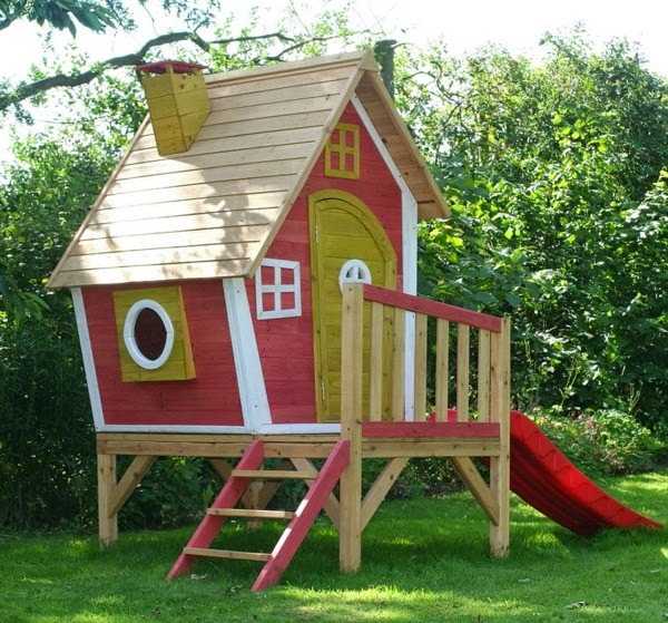 Super fun Playhouse for the kids!