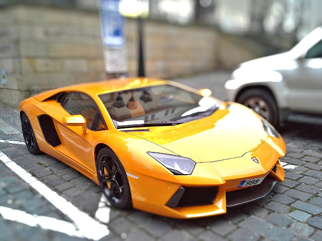 Lamborghini藍寶堅尼-超跑車