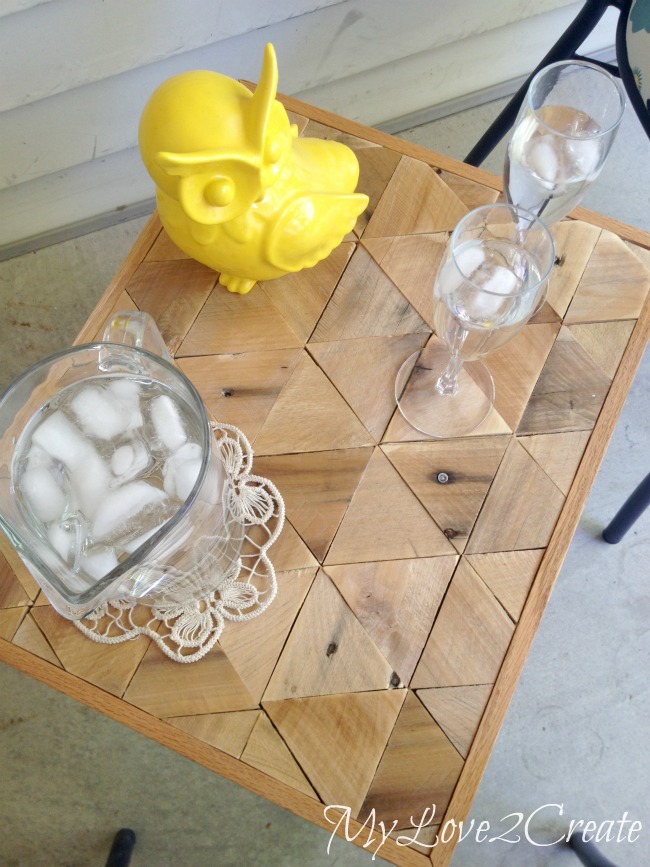 MyLove2Create, Pallet Top Table